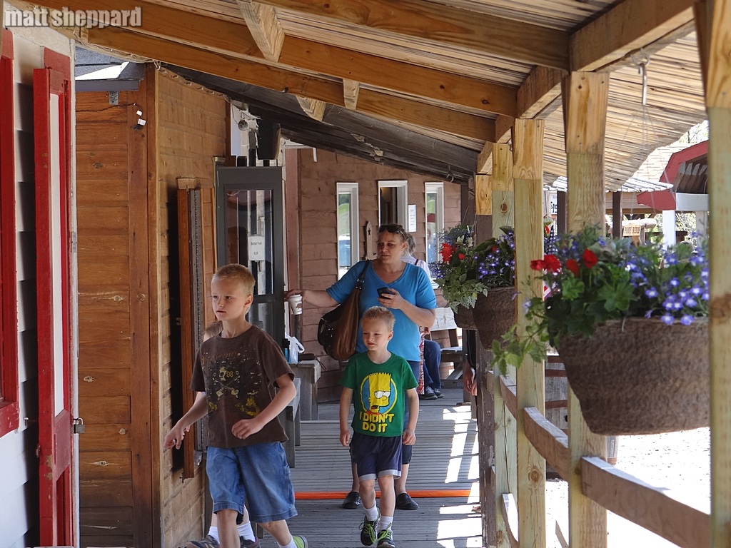 Visitors enjoy sunny day at Frontier Village May 23, 2015.  Photo Matt Sheppard - CSi